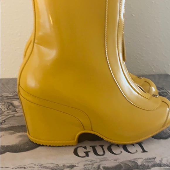 $1250 New  Gucci  Kitt 70 rain ankle boots, 36+,100% authentic. - Picture 2 of 16